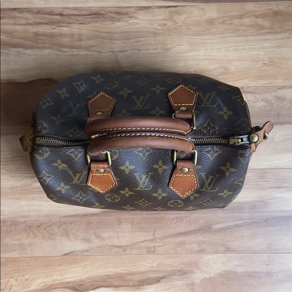 Louis Vuitton Speedy 25 - Picture 7 of 16